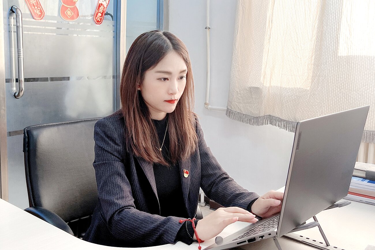 c7c7娱乐平台入口集团国资战队&ldquo;英雄谱&rdquo;事迹专栏&mdash;&mdash;中药公司医学与市场部医学经理王丽宇